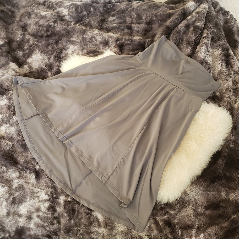 Columbia Fold Over Hi-Low Grey Skirt - Size L